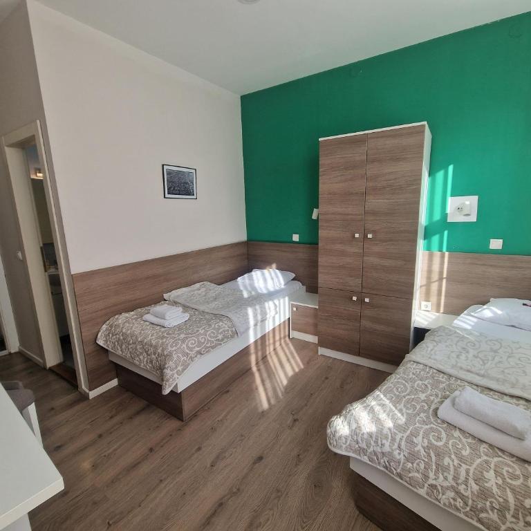 Vila Nova - Standard Twin Room - 17