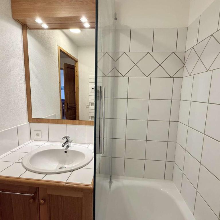 Appartement cosy avec parking - 6 pers. proche lac - Appartement 3 Chambres - 25