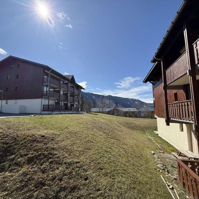 Charmant studio à 300m des pistes et commerces du Cernix - balcon, parking, casier à skis - Appartamento con 1 Camera da Letto - 15