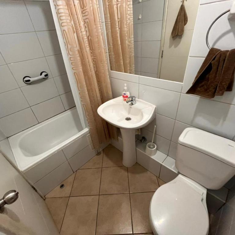 Habitaciones con C - Single Room with Shared Bathroom - 6
