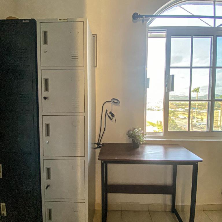 Baja Cabo Hostal Arenal - Cama Individual en habitación compartida masculina - 3