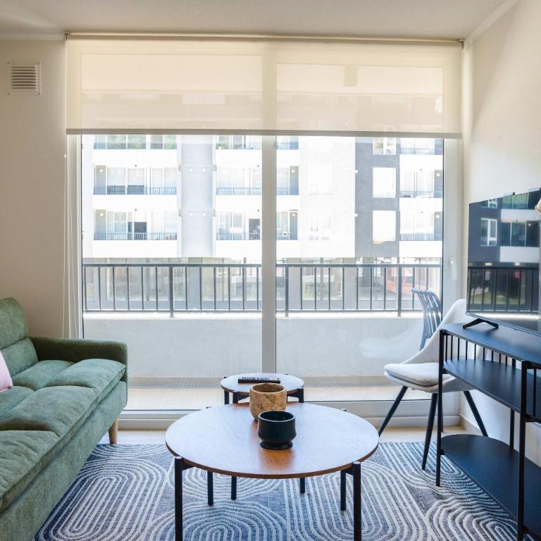 Providencia Gem 2BR Apt Pool & Views - Apartment - 1