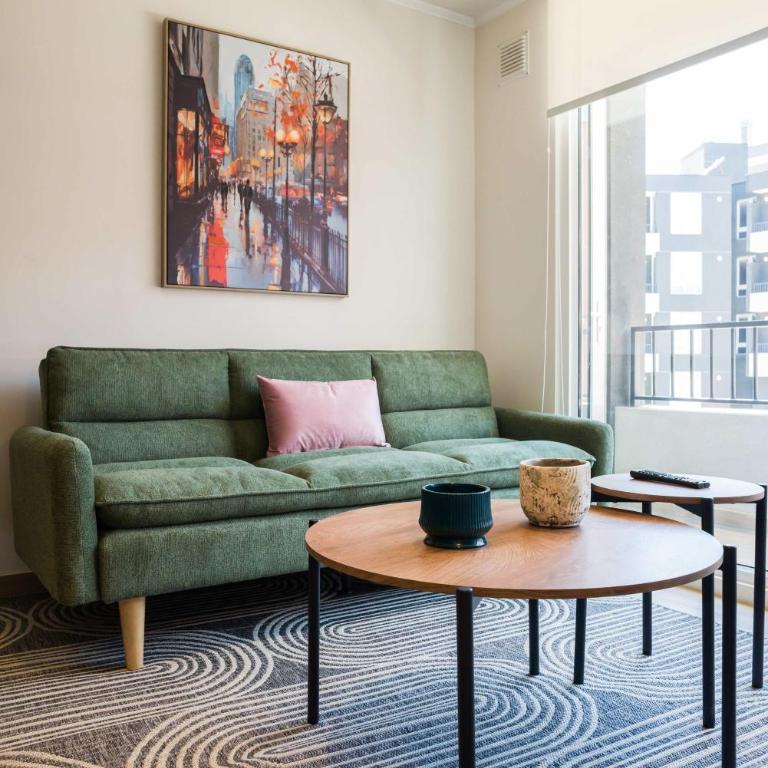 Providencia Gem 2BR Apt Pool & Views - Apartment - 5