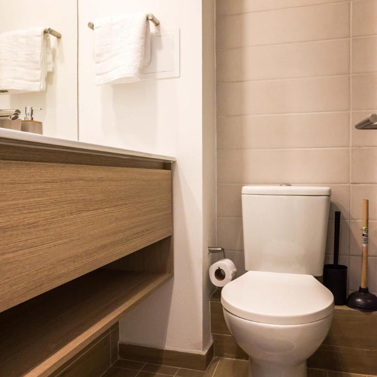 Premium Providencia 2BR with Pool & Fitness Center - Apartment - 19