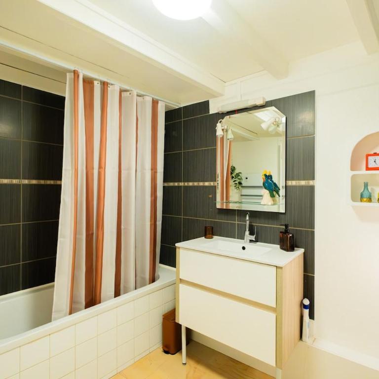 Cosy Traditional Old Stone Townhouse in Bastide - Casa de 3 dormitorios - 60
