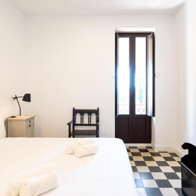 Unique 16th-Century Masia, Pool & Private Events - Apartment with View and Balcony - 20