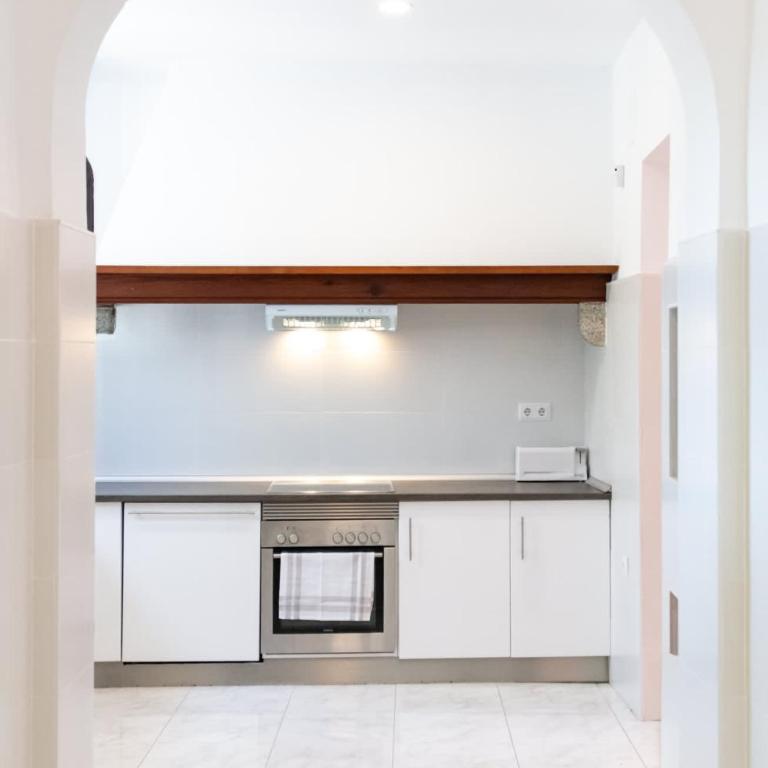 Unique 16th-Century Masia, Pool & Private Events - Apartment with View and Balcony - 16