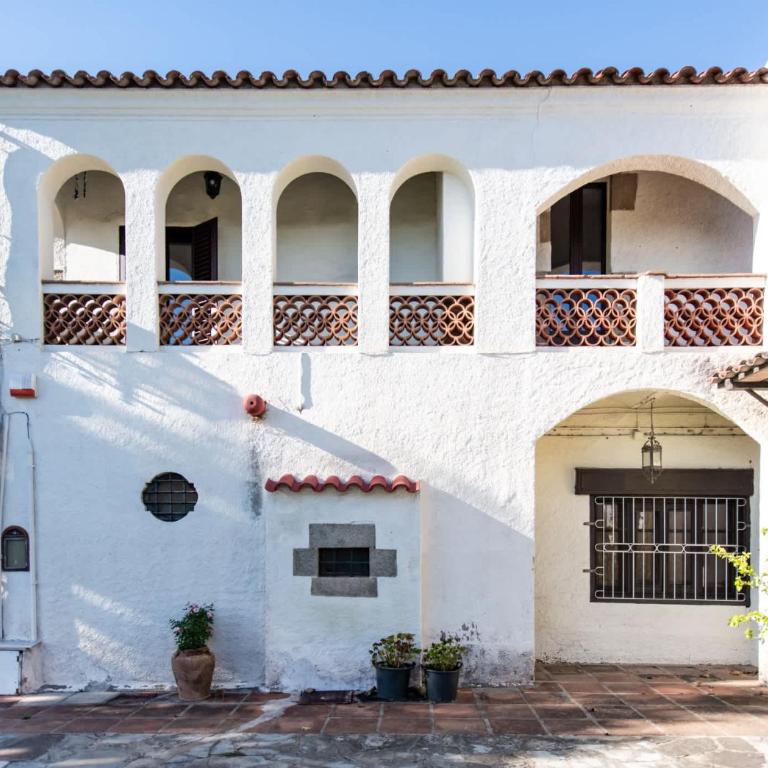 Unique 16th-Century Masia, Pool & Private Events - Apartment with View and Balcony - 55