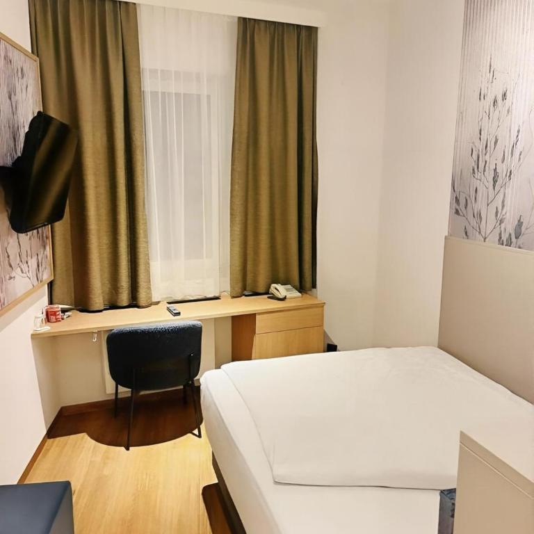 Hotel Hecher - Einzelzimmer - 1