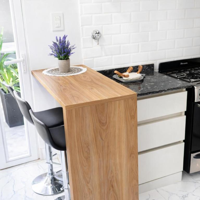 Aura Apart - Two-Bedroom Apartment with Balcony - 3