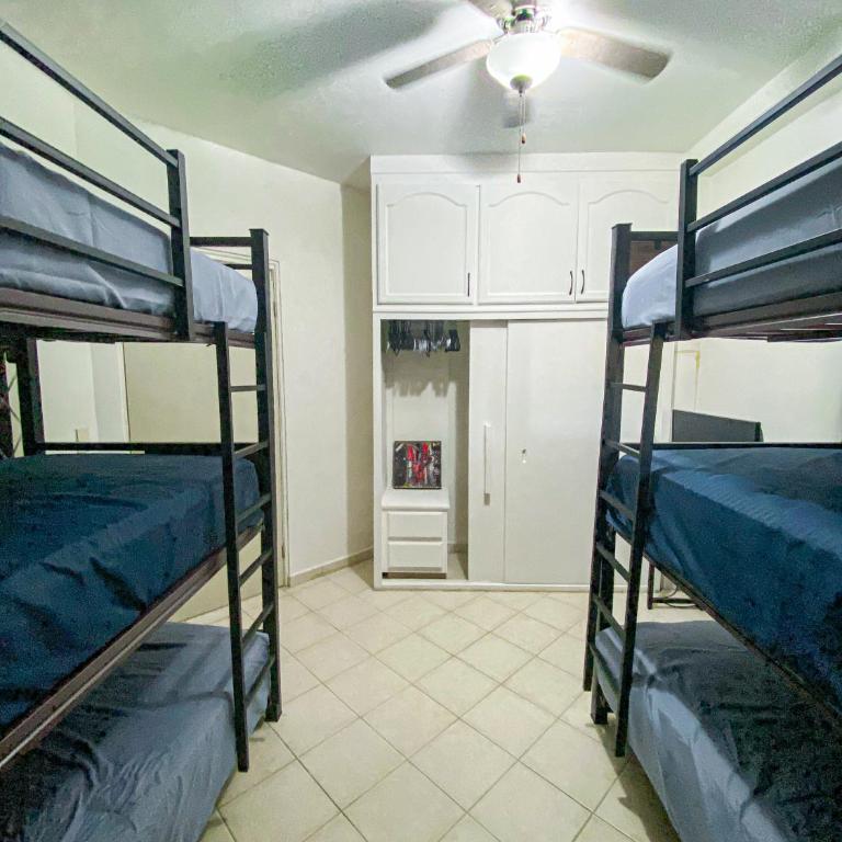 Baja Cabo Hostal Arenal - Habitación Compartida Femenina - 1