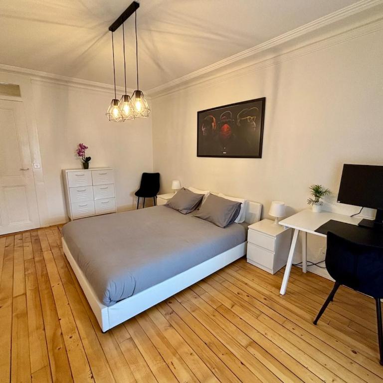 4 bedrooms appartement city center of Geneva, 125 m2 , Private parking - Appartement 4 Chambres - 2