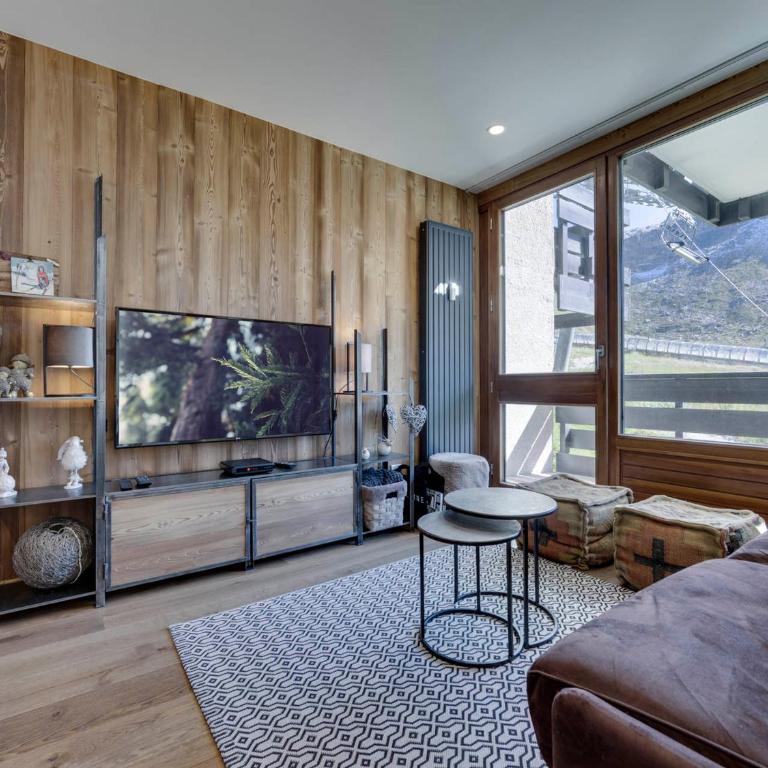 Charmant T3 rénové, ski aux pieds, Val Claret, 5-6 pers, WiFi inclus - FR-1-889-33 - Apartment - 1