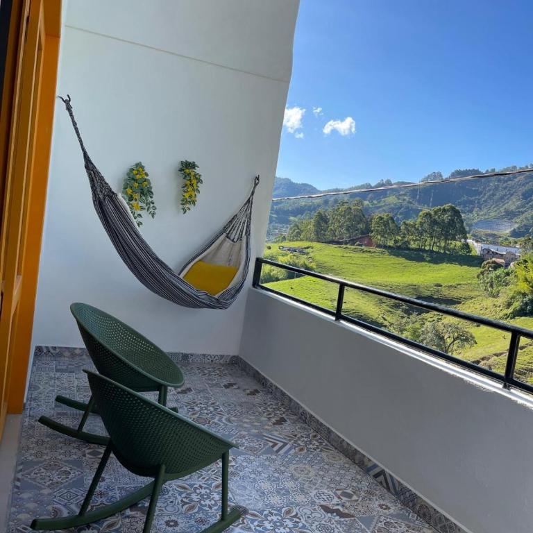 Jerico Poets Balcony House - Two-Bedroom House - 13
