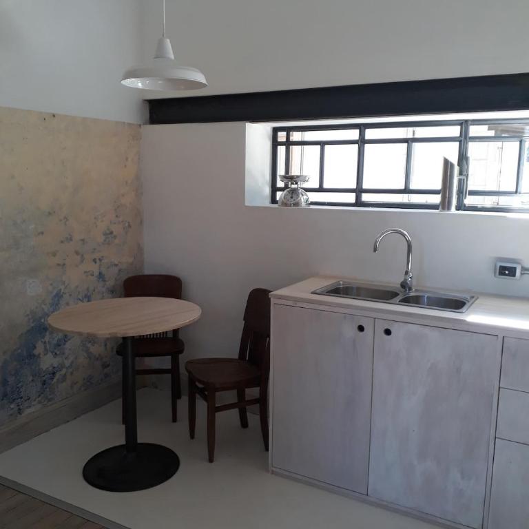 In the historic district and 10 min terminals - One-Bedroom Apartment - 2