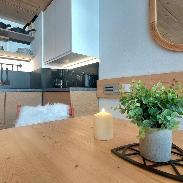 Duplex Mezzanine 5 pers. · Ski aux pieds · Vue Mont Blanc - FR-1-346-426 - Appartement - 10