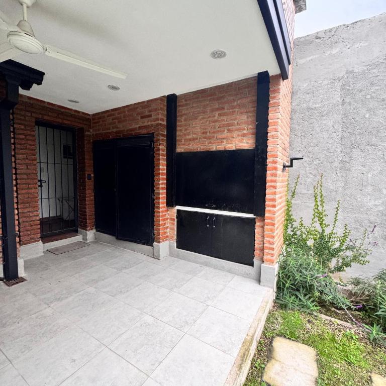Casa YB - Three-Bedroom House - 18