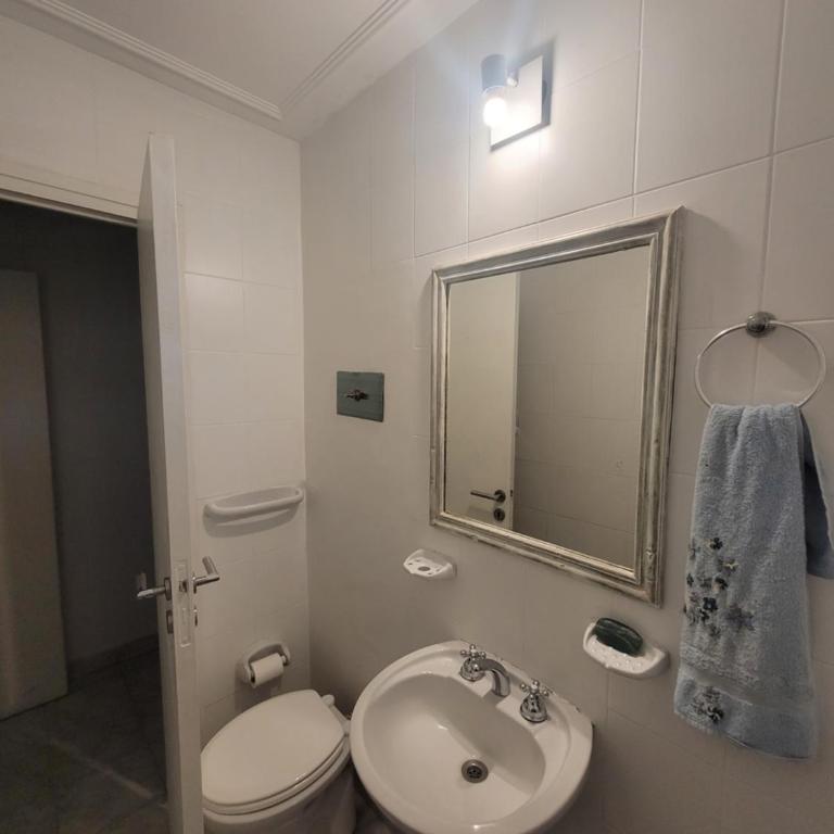 Casa YB - Three-Bedroom House - 13