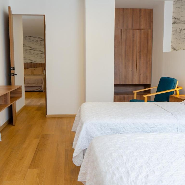 Hotel Santiago de Compostella Suites - Habitación Doble - 2 camas - 4