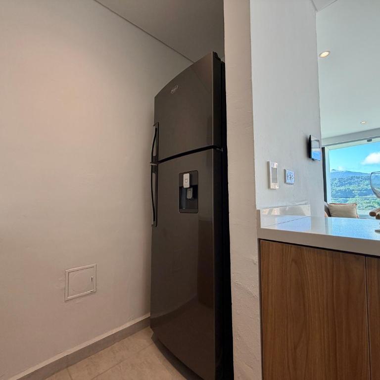 Villeta Getaway I Pool I Balcony I Relax Vibes - Two-Bedroom Deluxe Apartment with Balcony - 26