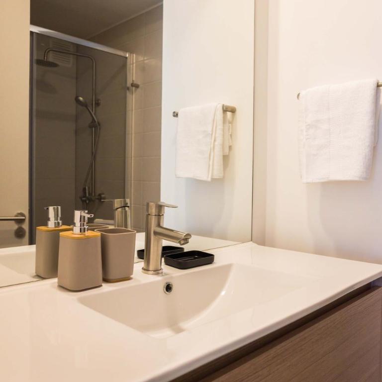 Best of Providencia Modern 2BR Steps from Metro - Apartment - 19