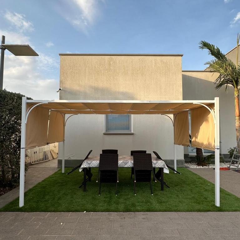 Villa con Piscina vicino al mare - Mazara del vallo - Villa con Piscina Privata - 12