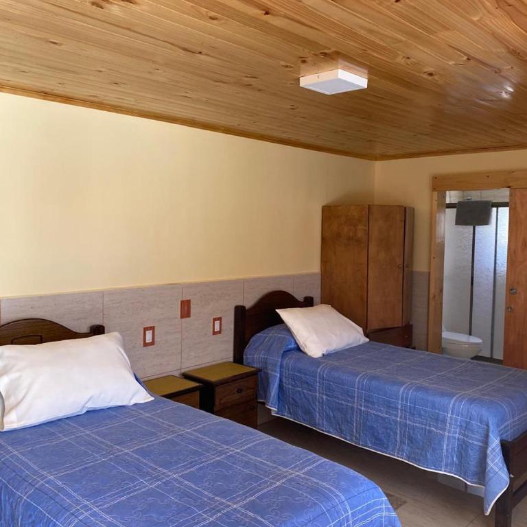 Residencial Golden - Double Room with Private Bathroom - 4