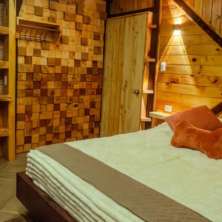 La Quebrada Hospedaje - Deluxe Room (2 Adults + 1 Child) - 13
