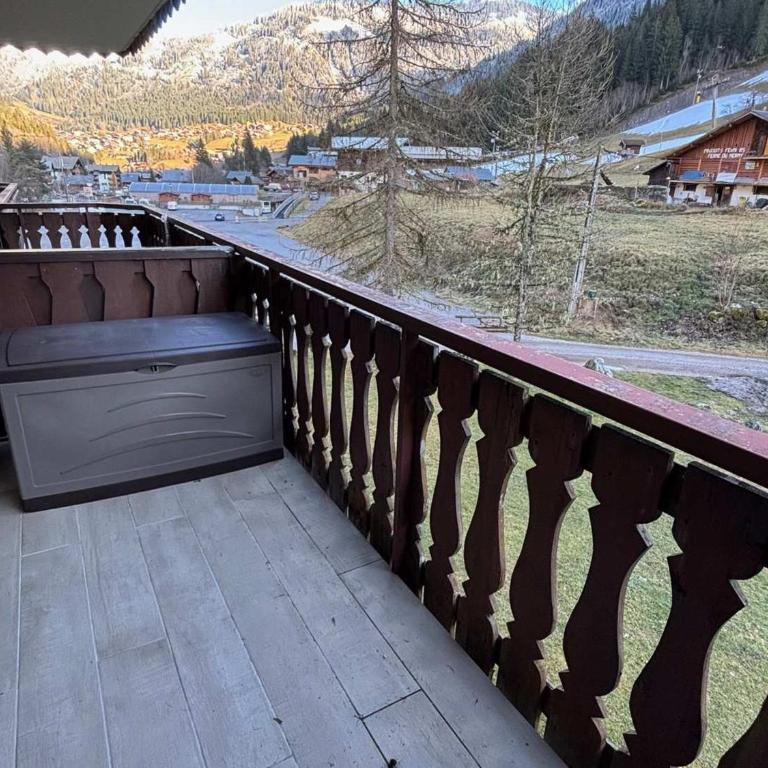 Appartement confortable près des pistes avec balcon et parking - FR-1-693-128 - Appartement - 12