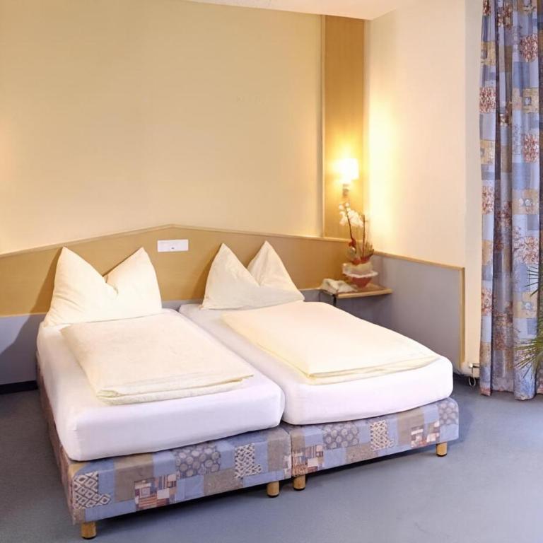 Hotel Hecher - Comfort Doppelzimmer - 11