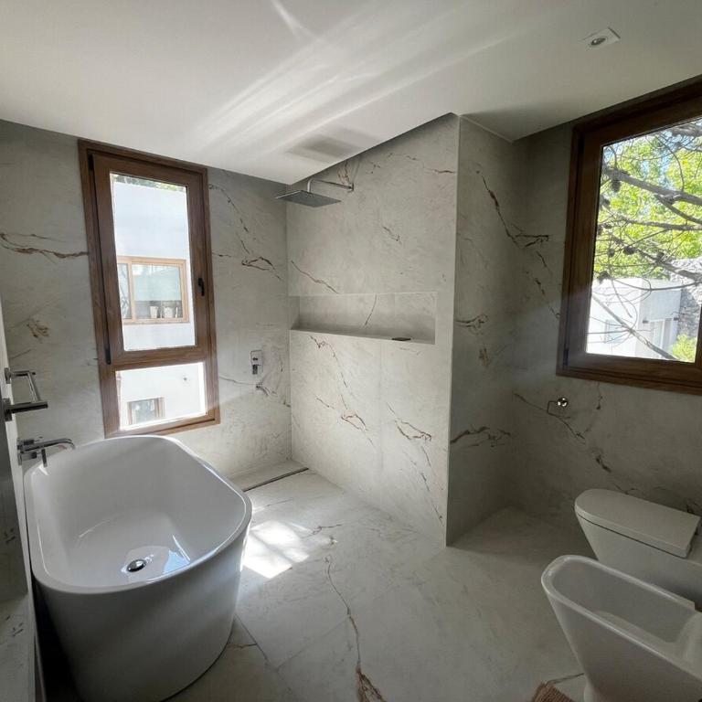 Casa con pileta cerca del mar en Costa Esmeralda - Five-Bedroom House - 25