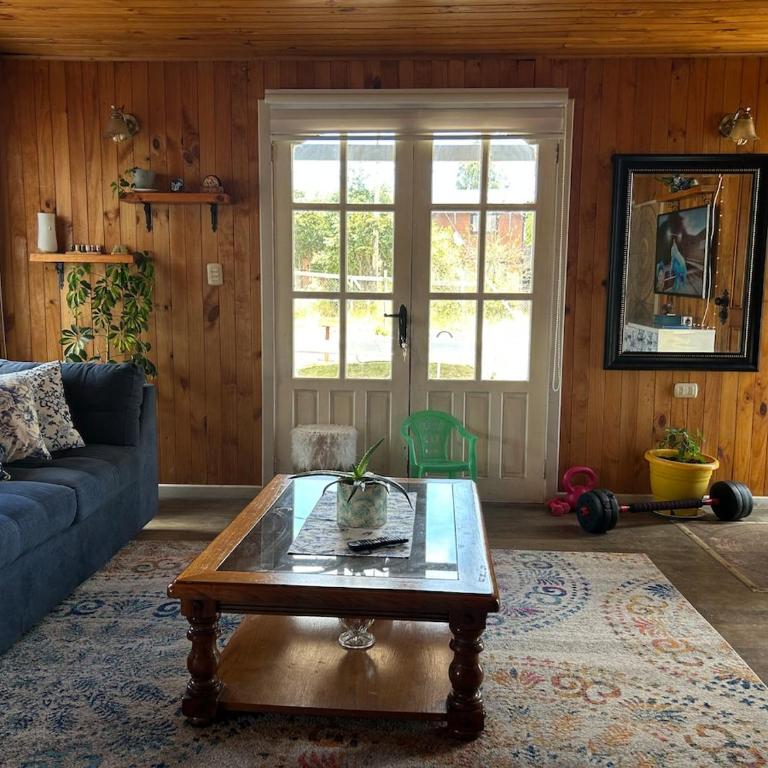 Casa familiar PaolaUB - One-Bedroom House - 1