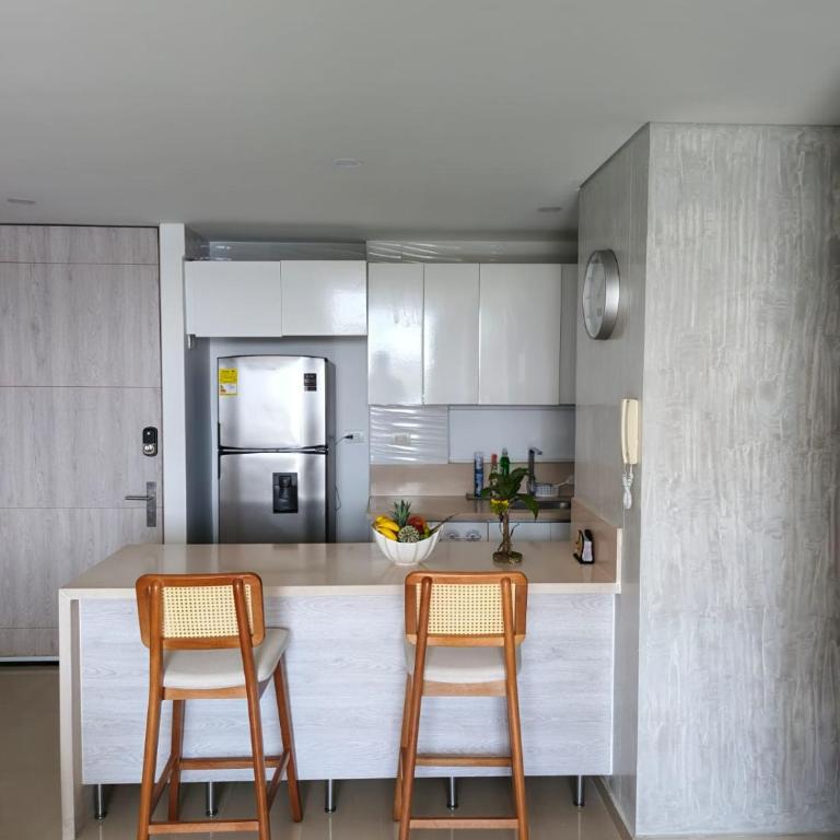 612 Beautiful Apartment Near the Walled City - Three-Bedroom Apartment - 11