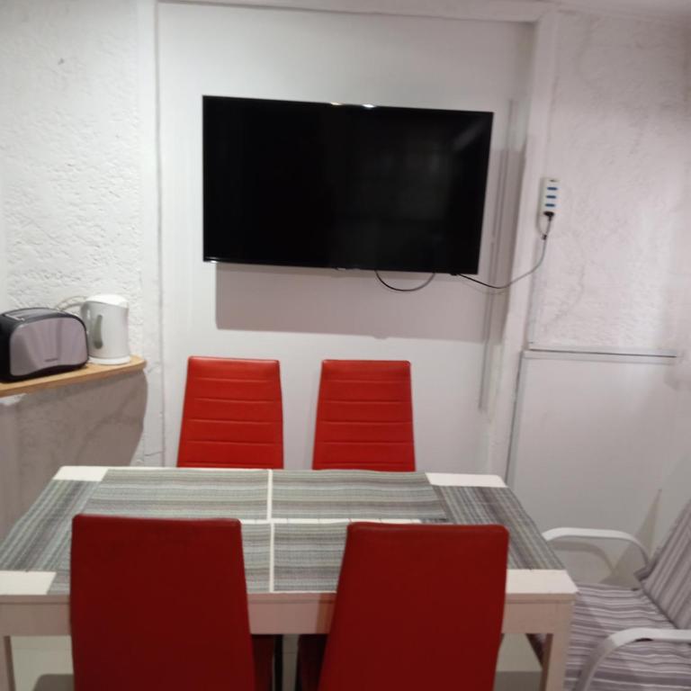 Casa Solymar Casa completa 3 dormitorios 5 camas Hasta 6 personas - Three-Bedroom House - 19