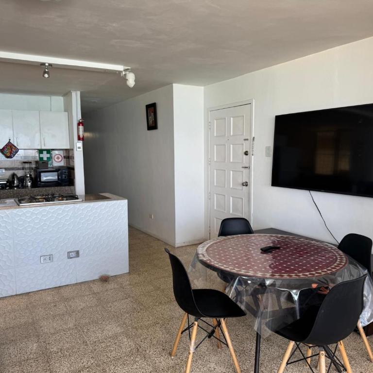 Departamento Salinas - Three-Bedroom Apartment - 27
