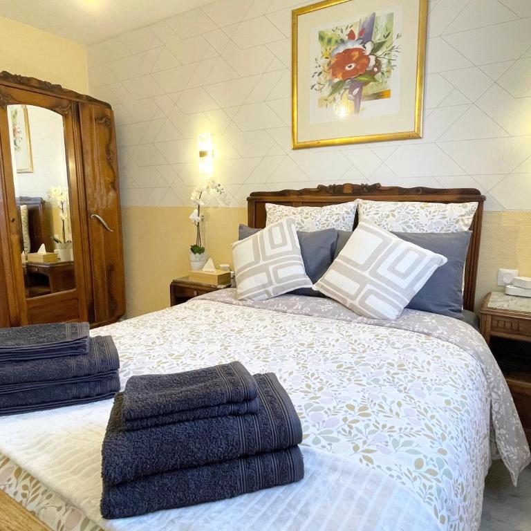 Cozy & Spacious 3BR Paris Apartment with Balconies Metro 6 Glacière - Appartement 3 Chambres - 44
