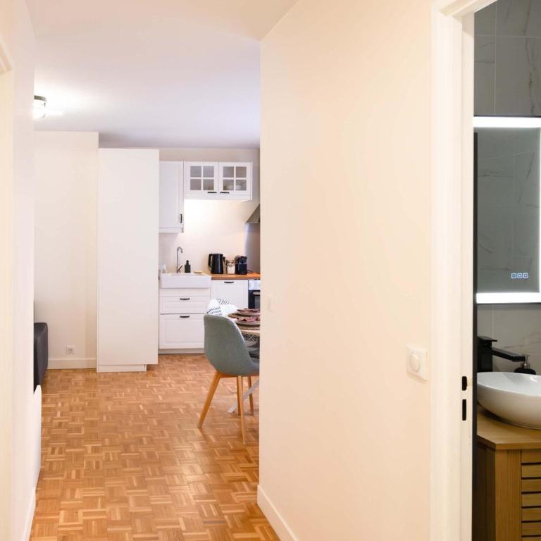 Modern Flat with Balcony Opera & Saint-Lazare - Apartamento - 4