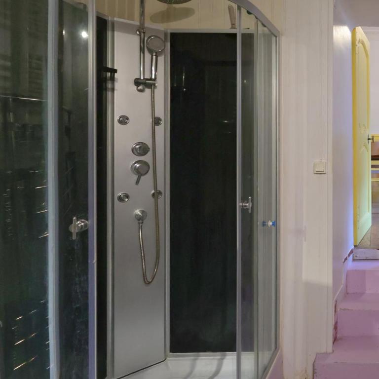 Cœur Historique et Paisible - Hôtel de Ville - Two-Bedroom Apartment - 31
