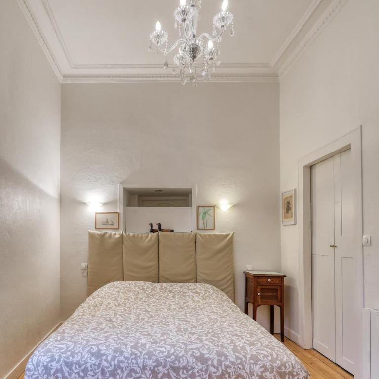 Cœur Historique et Paisible - Hôtel de Ville - Two-Bedroom Apartment - 13