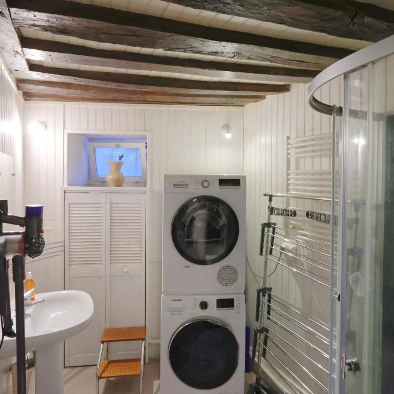 Cœur Historique et Paisible - Hôtel de Ville - Two-Bedroom Apartment - 33