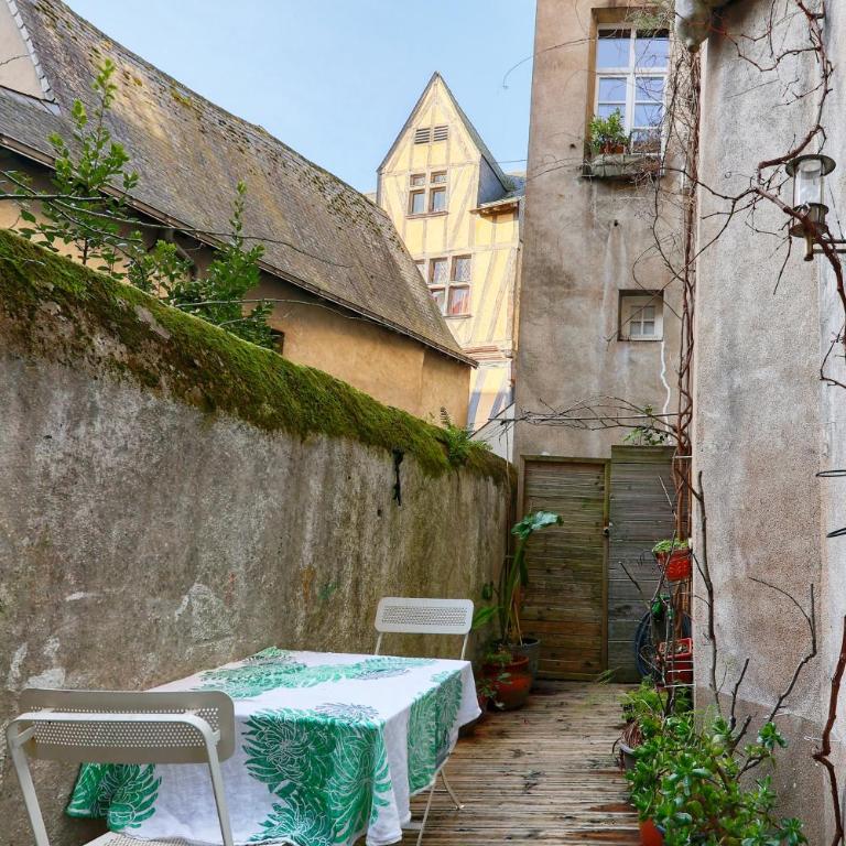 Cœur Historique et Paisible - Hôtel de Ville - Two-Bedroom Apartment - 34
