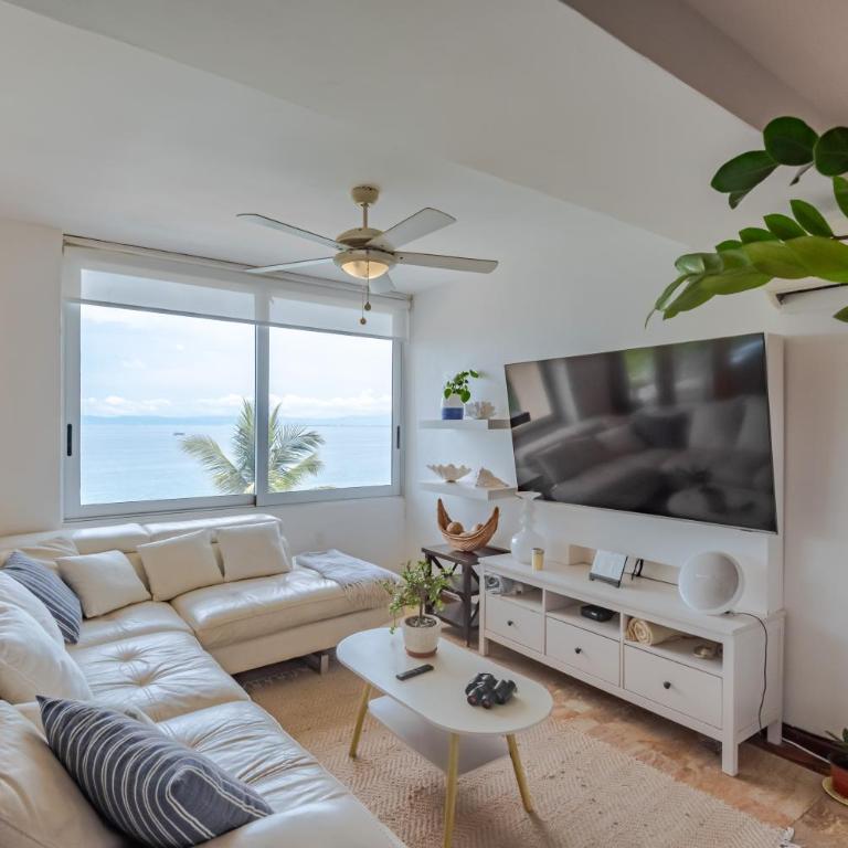 Private Beach Front with a Spectacular View - Apartamento con 3 dormitorios - Frente al océano - 24
