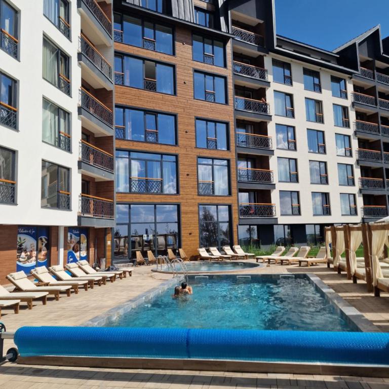 SkyLux Apartments Kopaonik - Residence Hill - Apartment mit Blick auf die Berge - 1