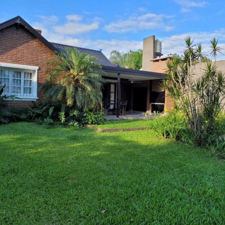 Casa YB - Three-Bedroom House - 2