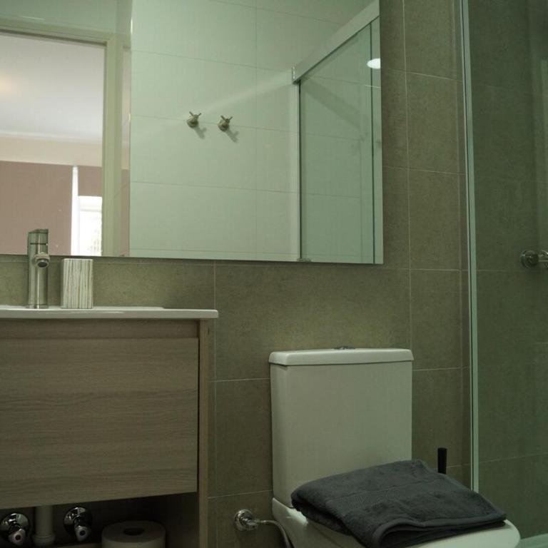 Oasis Mariposa con Jardín Privado Metro y Mall - Two-Bedroom Apartment - 14