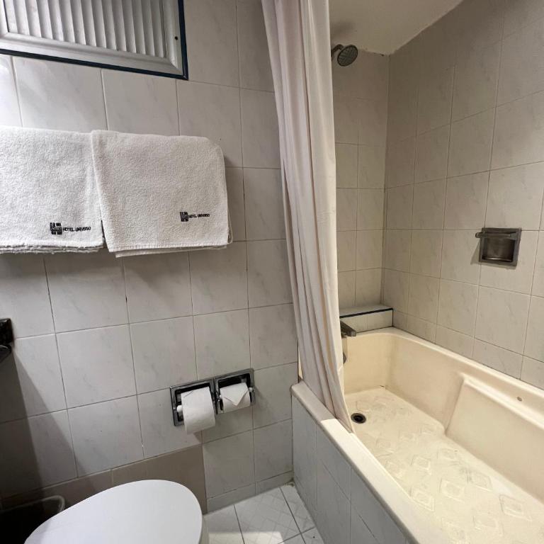 Hotel Universo - Habitación con cama extragrande. - 10