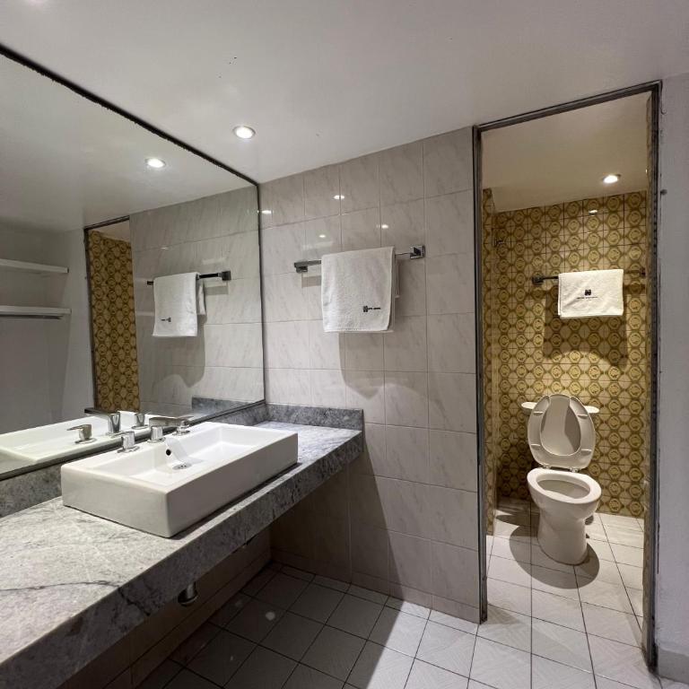 Hotel Universo - Suite K - 2 camas extragrandes - 12