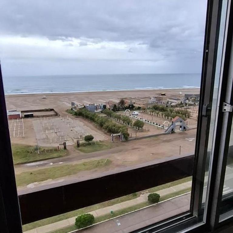 Departamento Antares Necochea frente a la playa - Two-Bedroom Apartment with Partial Ocean View - 1