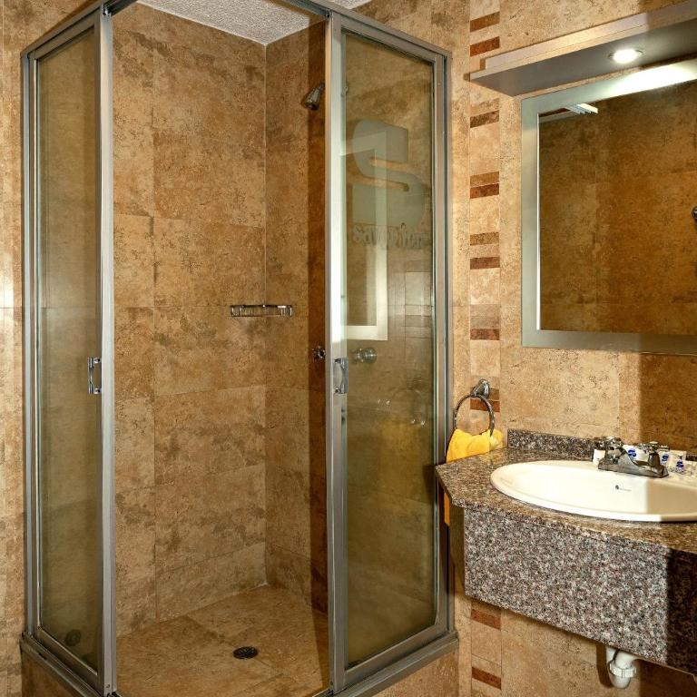 Hotel Savoy Inn - Double Room - 3