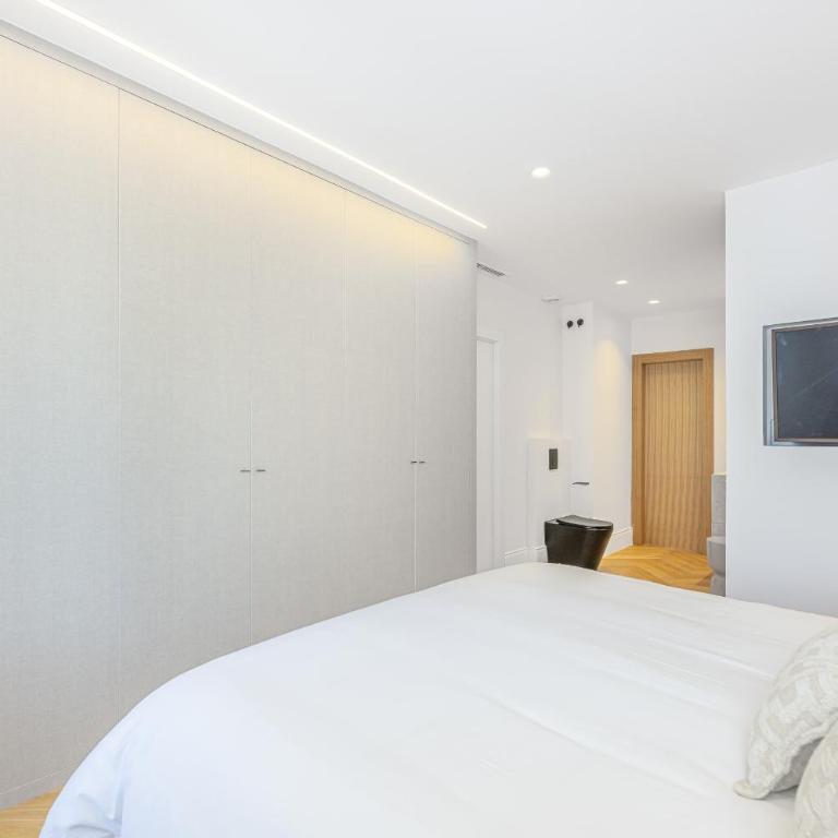 Luminoso apartamento en pleno Puerto Banús - Apartamento con balcón - 23